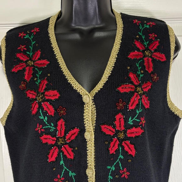 Segue Noel Festive Black Knit Vest with Red Floral Design Size Medium - Picture 2 of 12